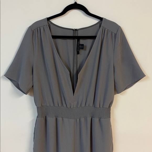 Belle Vere Elegant Gray Jumpsuit size M - Picture 3 of 5